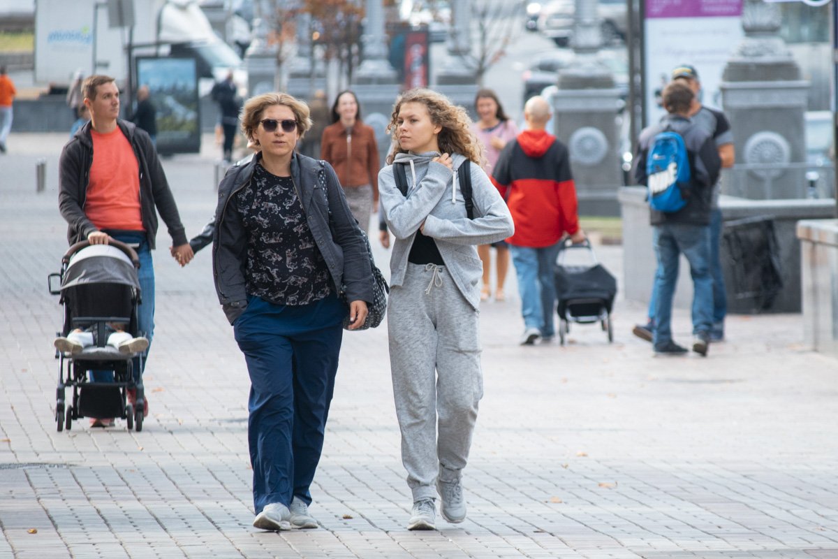 Одевайтесь теплее, согревайтесь улыбками и обнимашками. Хороших выходных! Одевайтесь теплее, согревайтесь улыбками и обнимашками. Хороших выходных!