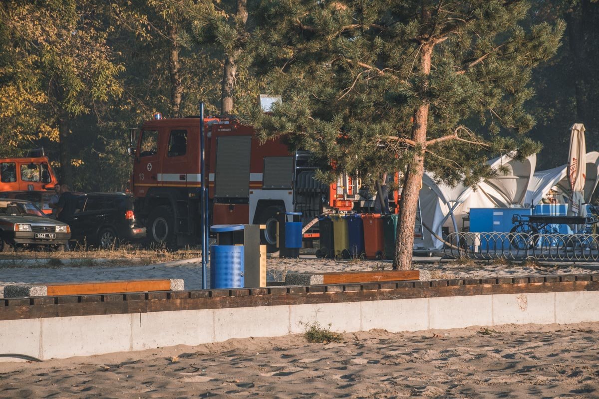 Пожарные боролись со стихией около часа 