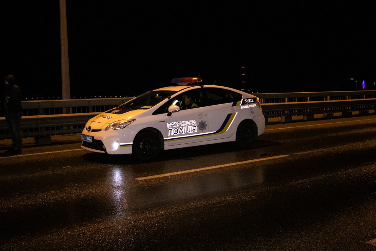 Обстоятельства аварии устанавливают патрульные и следователи Обстоятельства аварии устанавливают патрульные и следователи