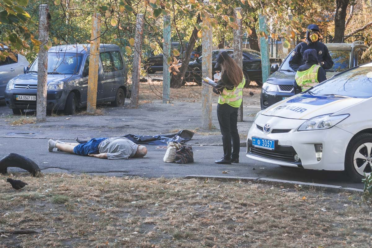 Однако точную причину смерти пока назвать сложно