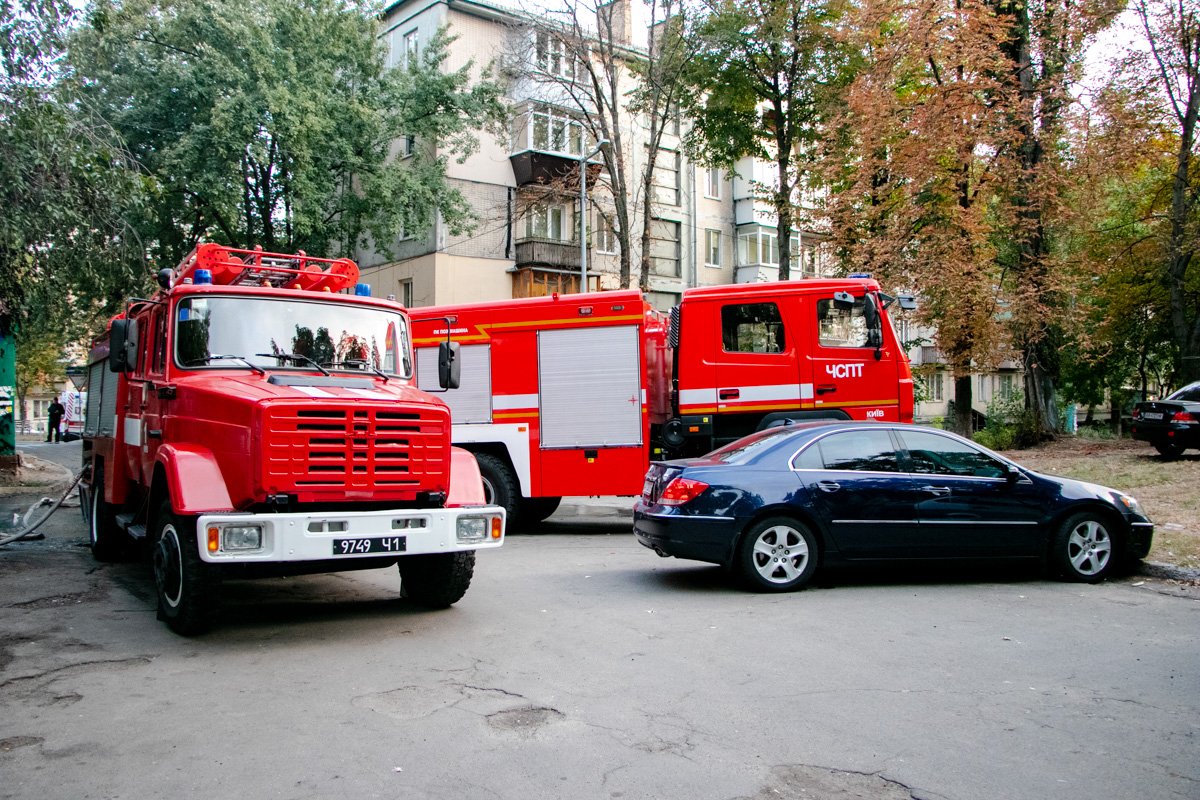 На месте работали две единицы техники спасателей и десять человек личного состава