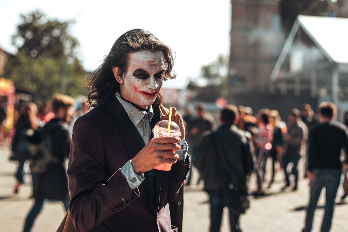 Почему ты такой серьезный, сынок? Почему ты такой серьезный, сынок?