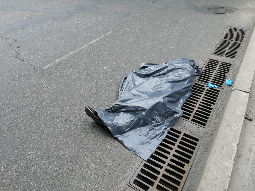 Был это несчастный случай, суицид или же мужчину кто-то столкнул с моста - выясняют криминалисты