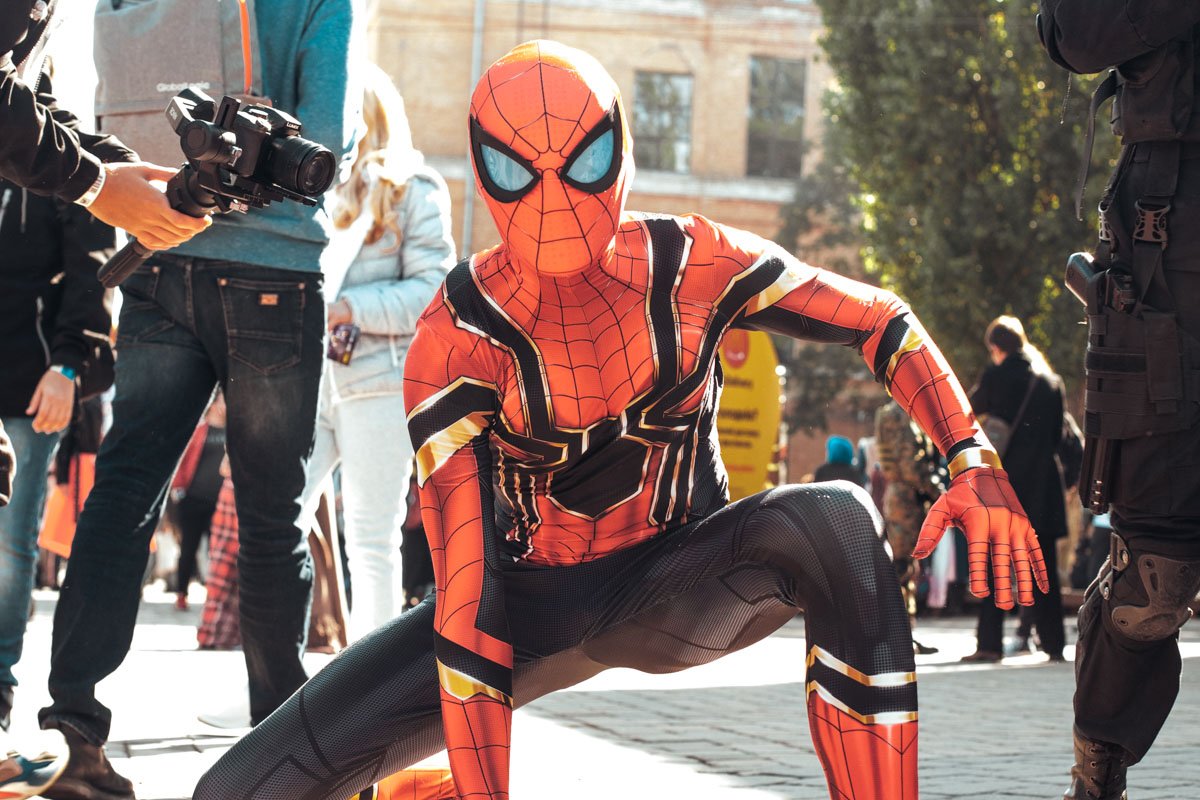 Здесь был очень крутой косплей Здесь был очень крутой косплей