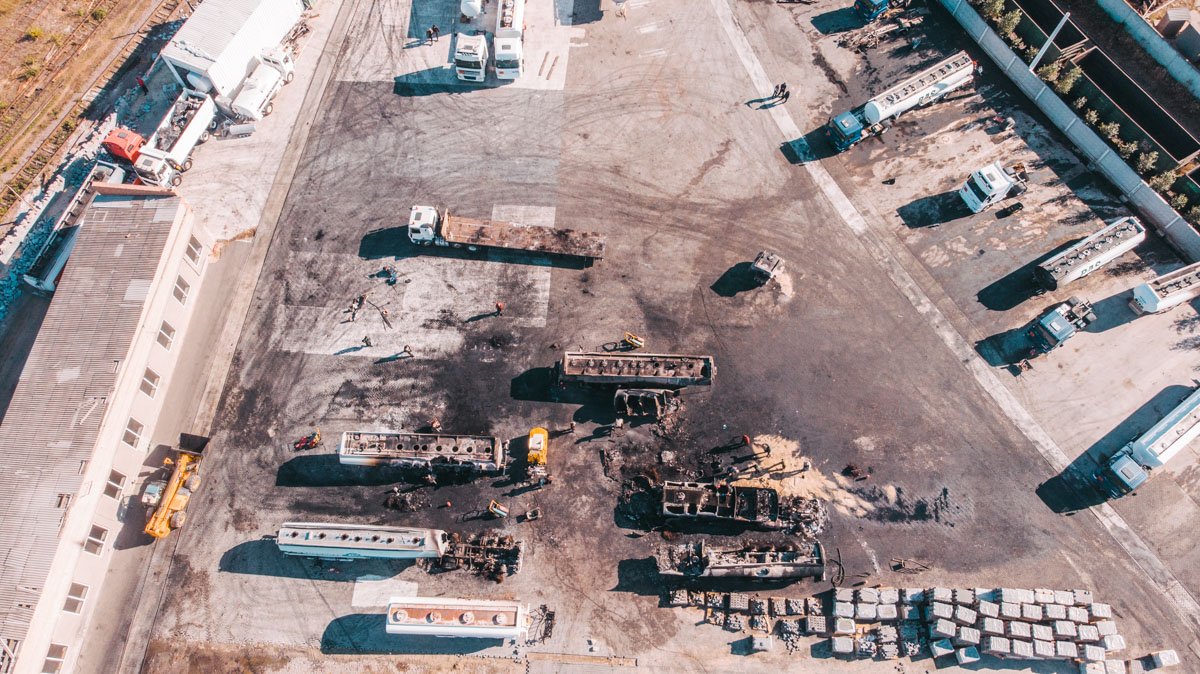 Однако руководители предприятия не рады вниманию к своей территории Однако руководители предприятия не рады вниманию к своей территории