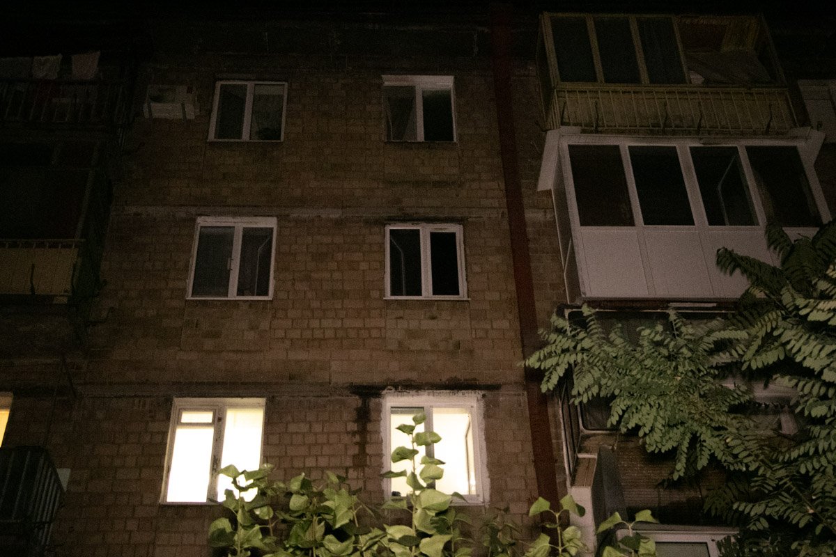 В Соломенском районе Киева по адресу улица Ереванская, 24 произошел пожар