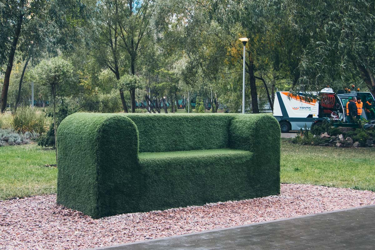 Также в парке появились новые арт-объекты, в том числе выполненные и из растительных материалов