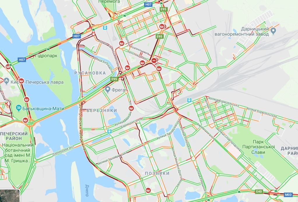 Левый берег столицы выглядит относительно свободным для проезда