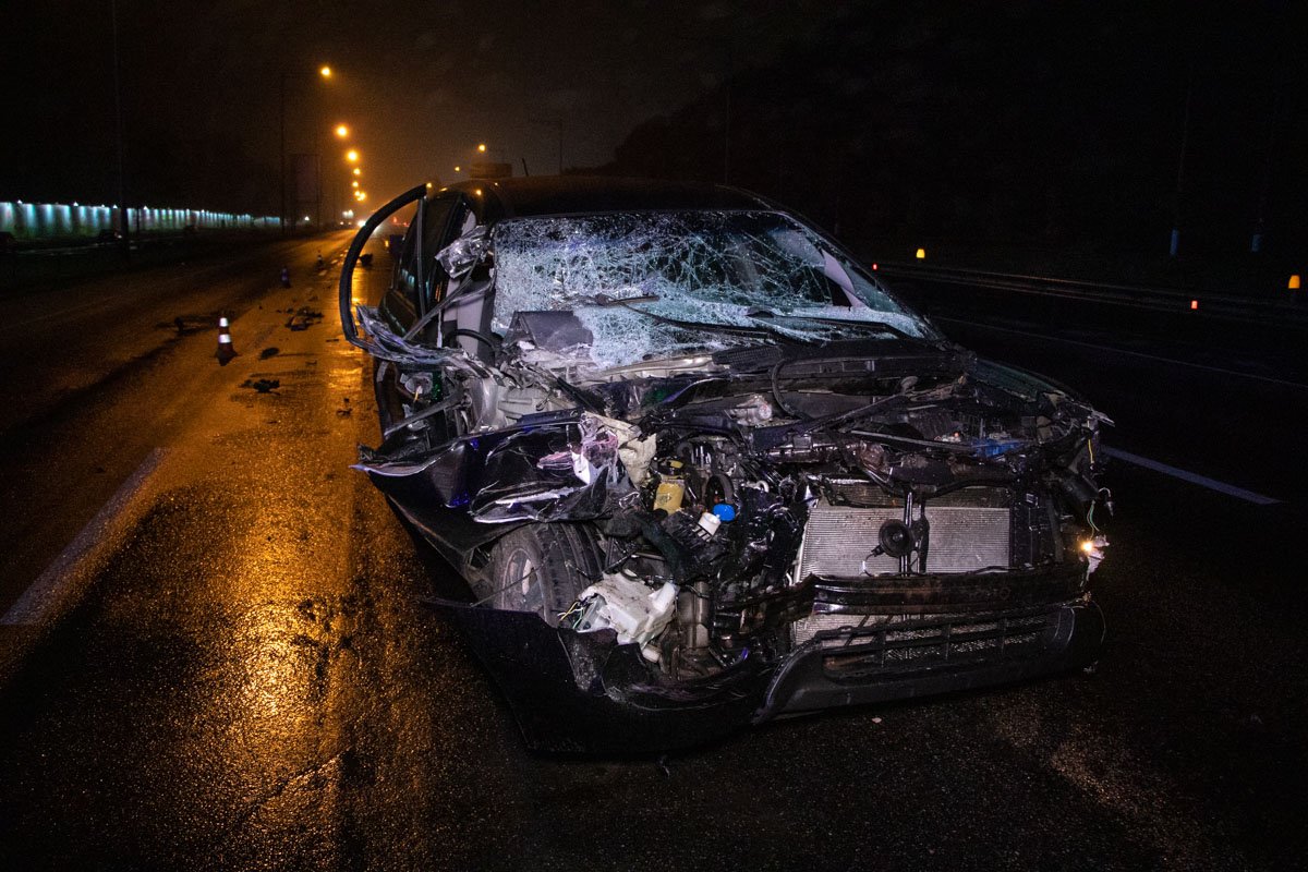 Удар пришелся на правую сторону. Хорошо, что в Kia не было пассажиров 