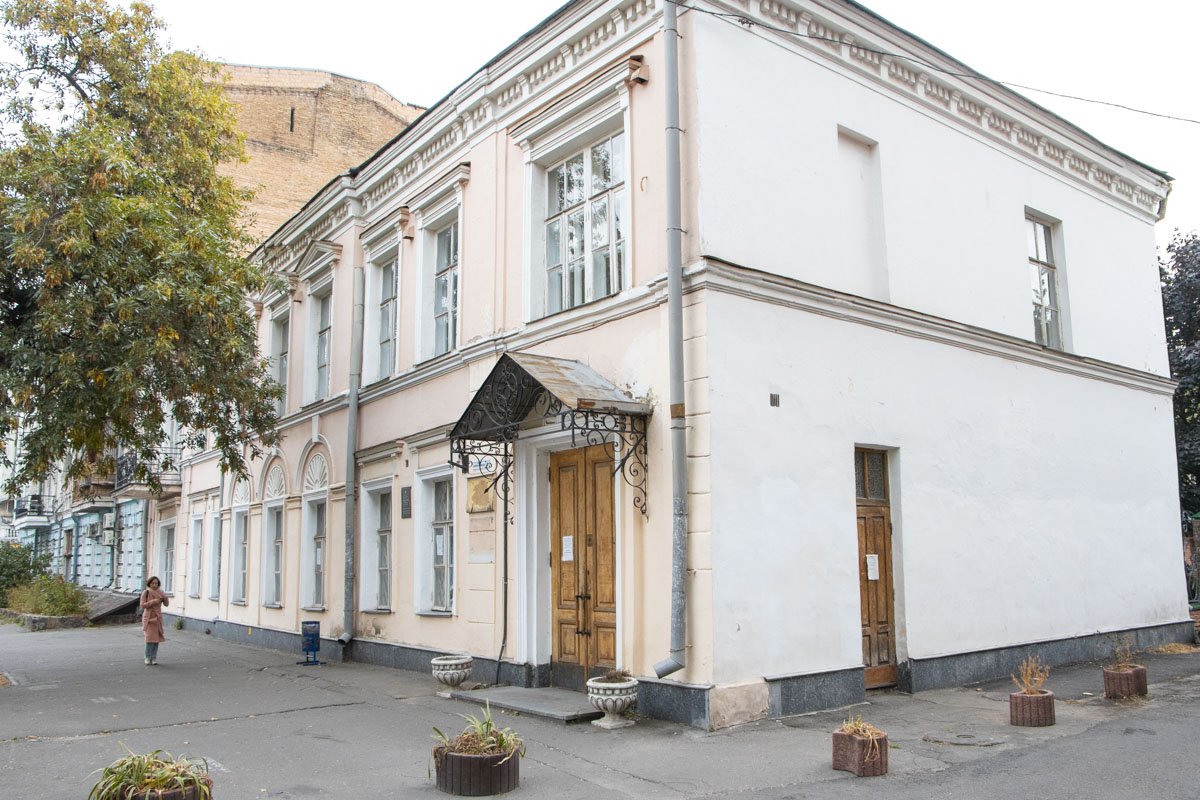 В Киеве начнут реконструкцию здания, которому уже почти 150 лет В Киеве начнут реконструкцию здания, которому уже почти 150 лет