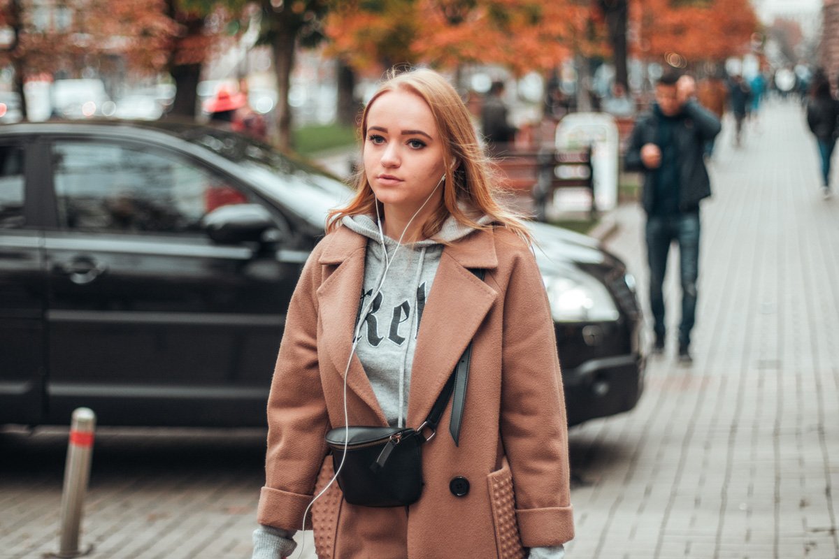 Кажется, каждая стильняжка Киева купила в этом сезоне пальто цвета кэмел:)