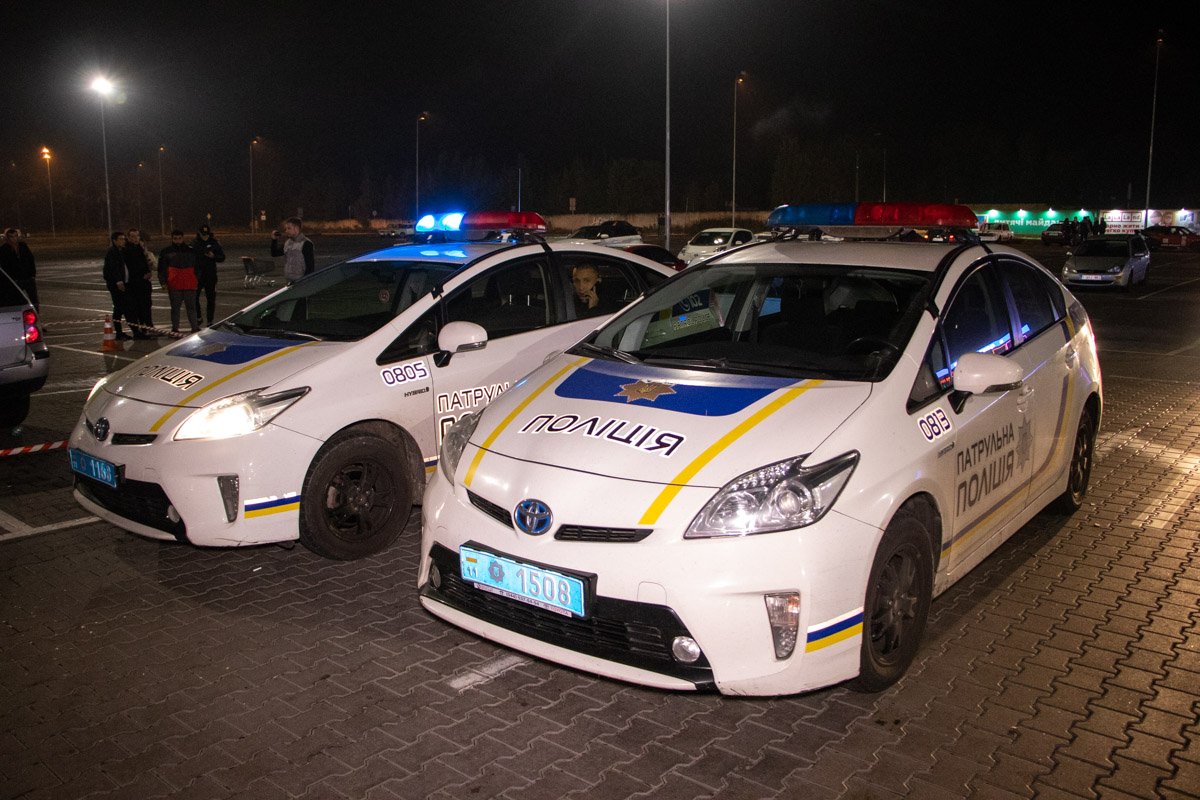 Теперь детали ночного дрифта расследует полиция Теперь детали ночного дрифта расследует полиция