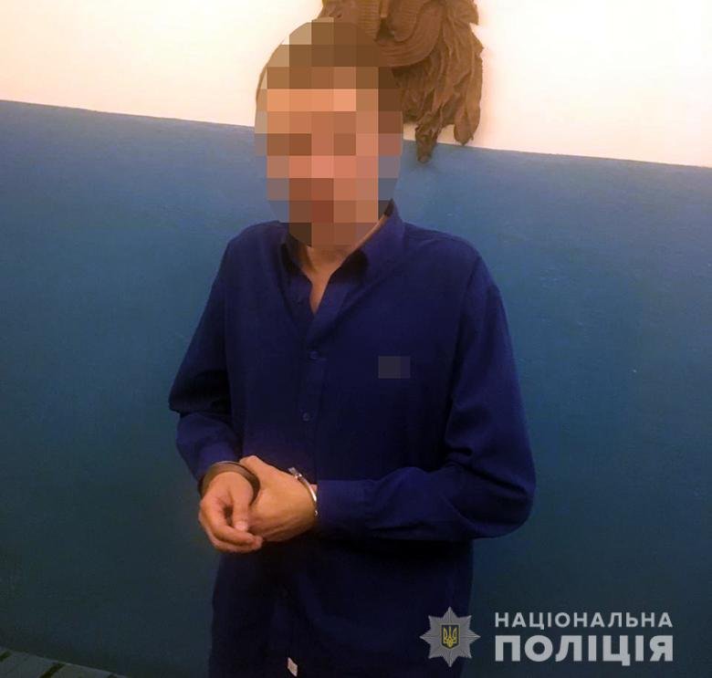 Агрессора задержал пассажир метро и полицейский 