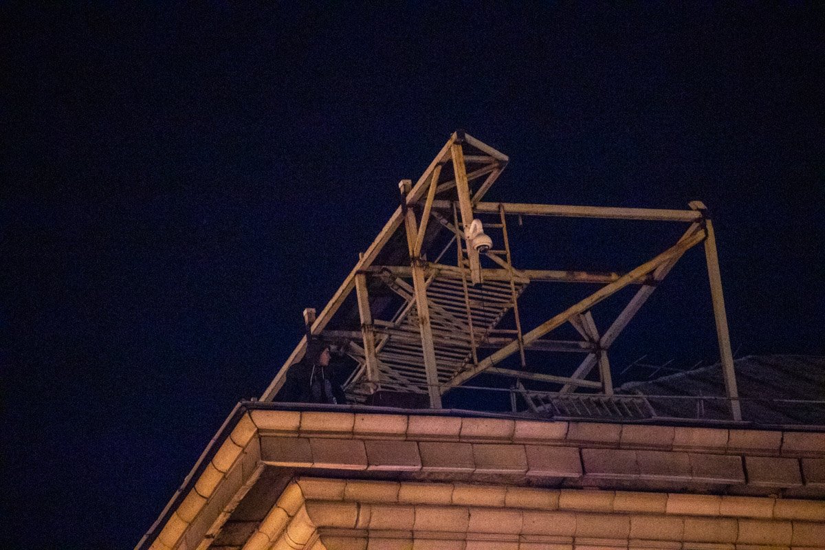 Диалог между Евгением и Алексеем Олениным продолжался пять часов Диалог между Евгением и Алексеем Олениным продолжался пять часов