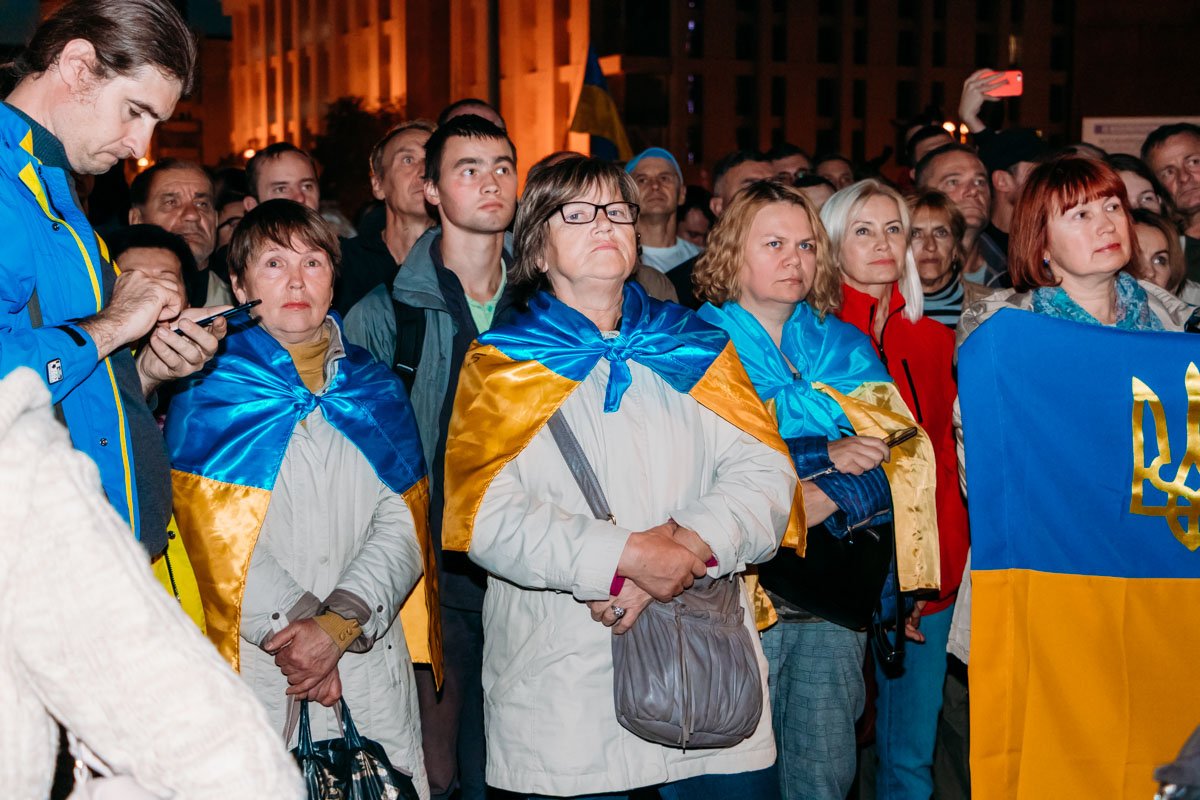 К 20:00 на Майдане собрались около тысячи митингующих К 20:00 на Майдане собрались около тысячи митингующих