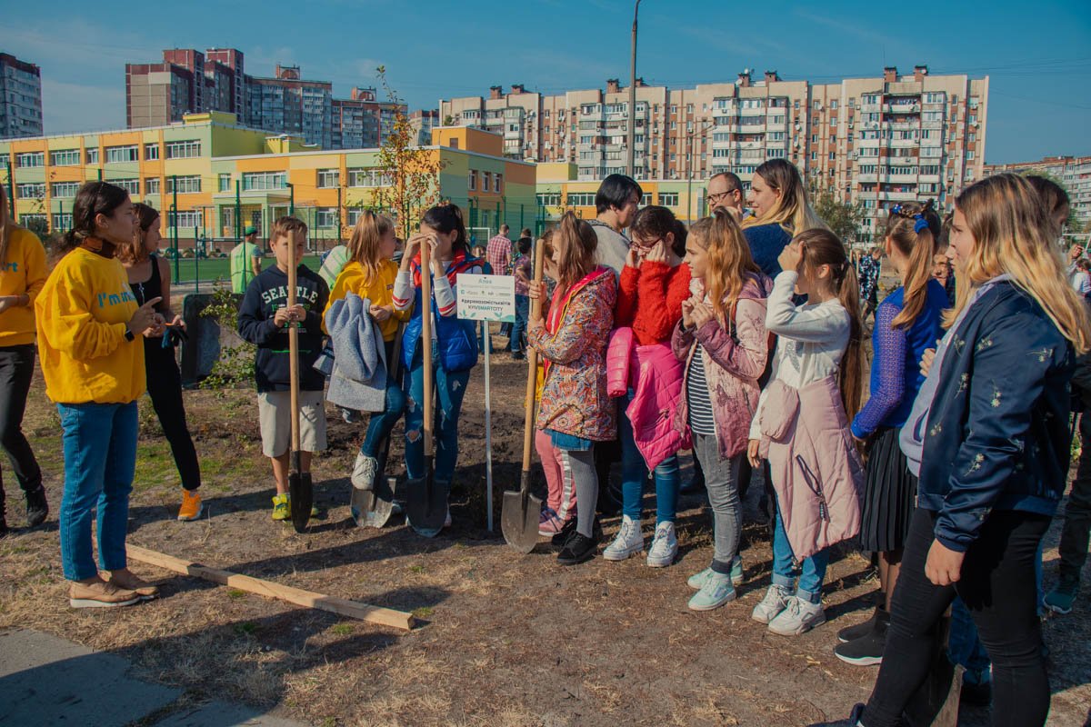 Малышам помогали экоактивисты и коммунальщики