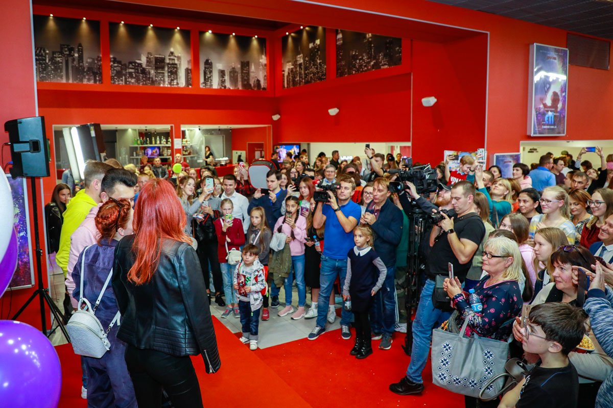 Звезды украинского дубляжа рассказали о том, как готовили мультфильм к прокату в Украине Звезды украинского дубляжа рассказали о том, как готовили мультфильм к прокату в Украине