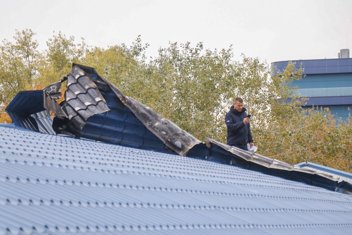 Огонь распространился на 100 квадратных метров 