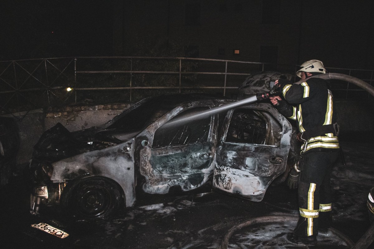 К счастью, пожарные смогли предотвратить распространение огня