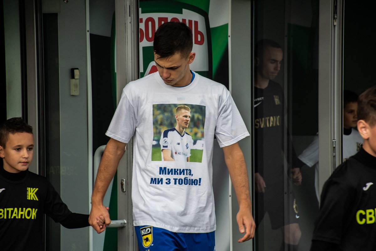 Игроки "Динамо" вышли на игру в футболках с изображением Никиты Бурды, поддержав травмированного одноклубника