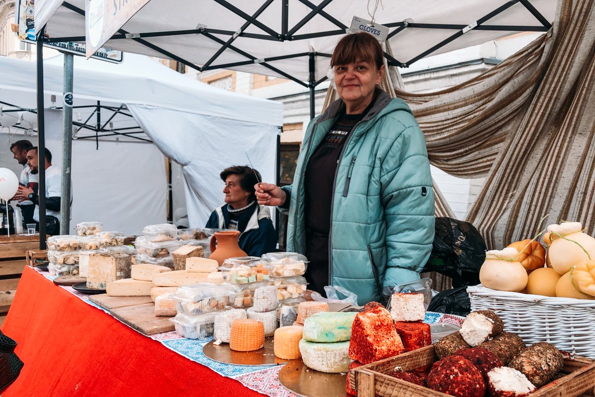 Здесь было настоящее грузинское гостеприимство и обаяние Здесь было настоящее грузинское гостеприимство и обаяние