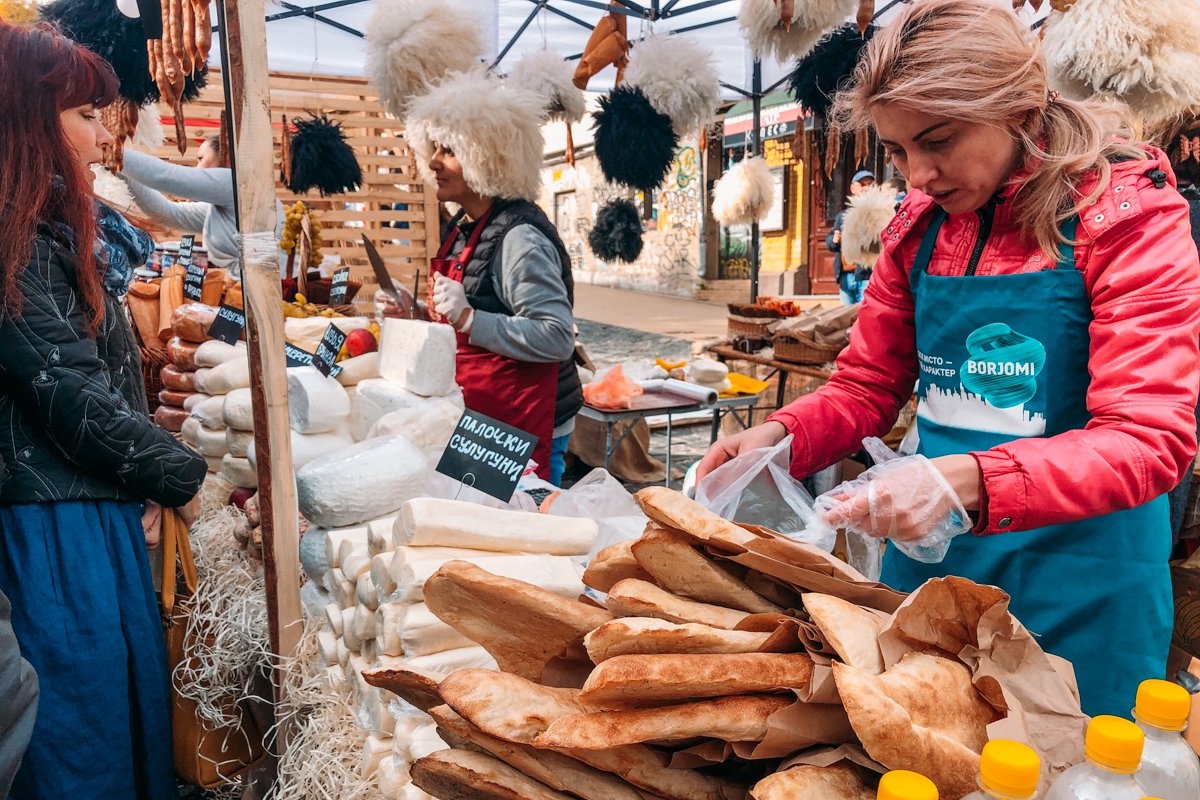 Атмосфера Грузии в центре Киева Атмосфера Грузии в центре Киева