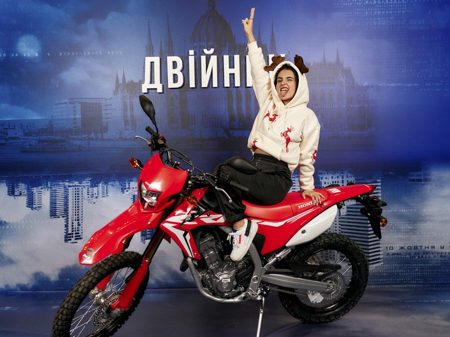 Алена Тинчер Алена Тинчер