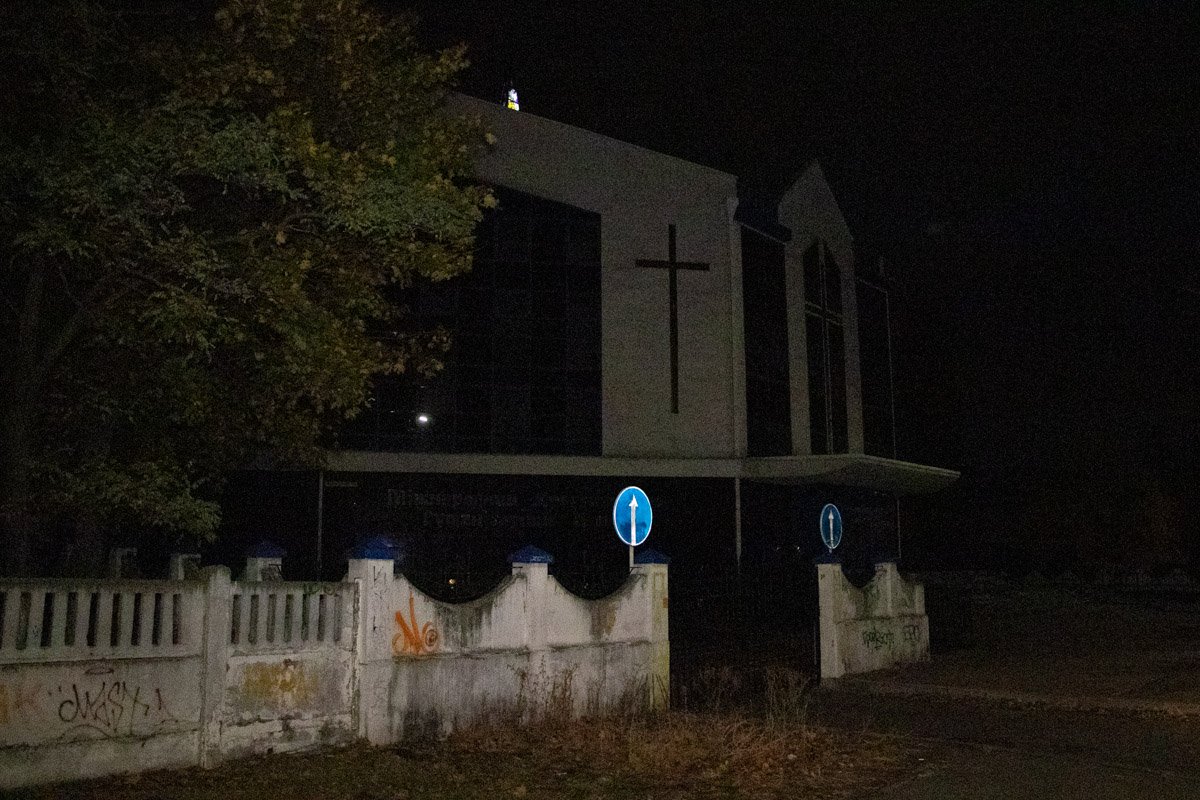 В ночь на 11 октября в Киеве по адресу улица Краковская, 13 обнаружили труп мужчины