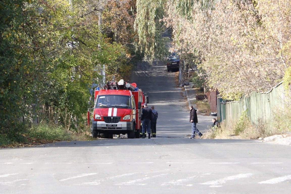 Площадь пожара была небольшая и составила около 20 метров. Его удалось ликвидировать подручными средствами ещё до прибытия пожарных