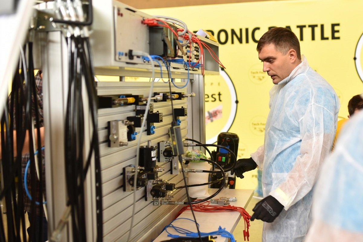 Роботы-рокеры из Берлина и передовые технологии для образования: ТОП причин посетить главное инженерное шоу страны Interpipe TechFest 4