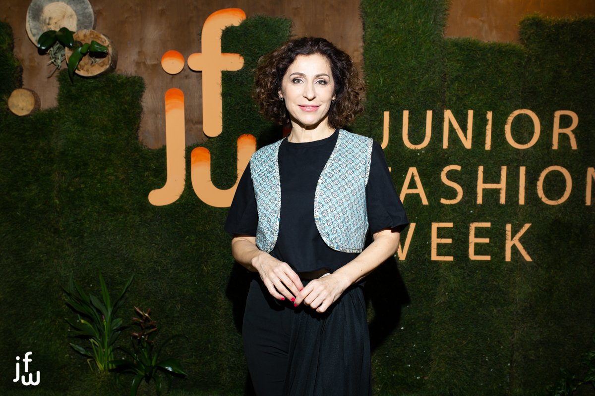 Или ведущая СТБ Надежда Матвеева Или ведущая СТБ Надежда Матвеева