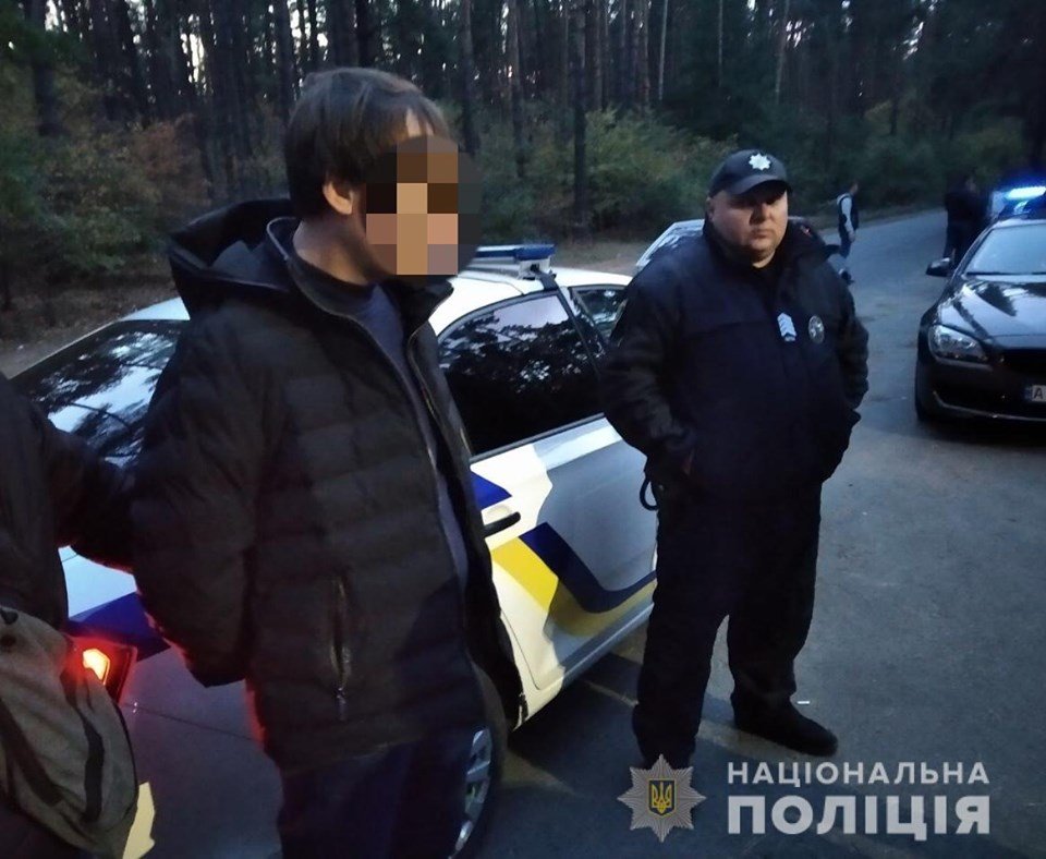 В городе Бровары Киевской области мужчина похитил бывшую сожительницу и повез в поле, чтобы «поговорить» В городе Бровары Киевской области мужчина похитил бывшую сожительницу и повез в поле, чтобы «поговорить»