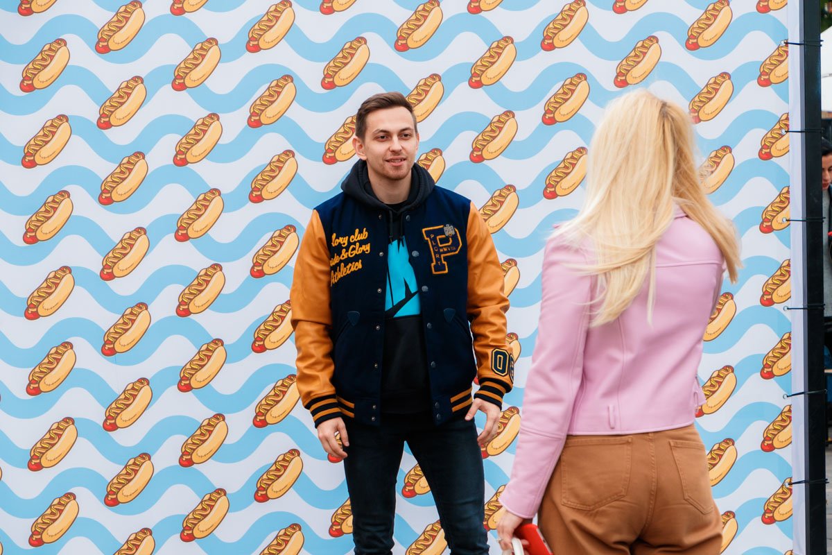 Тут и масса ярких фото-зон, которые пользовались успехом у гостей Тут и масса ярких фото-зон, которые пользовались успехом у гостей