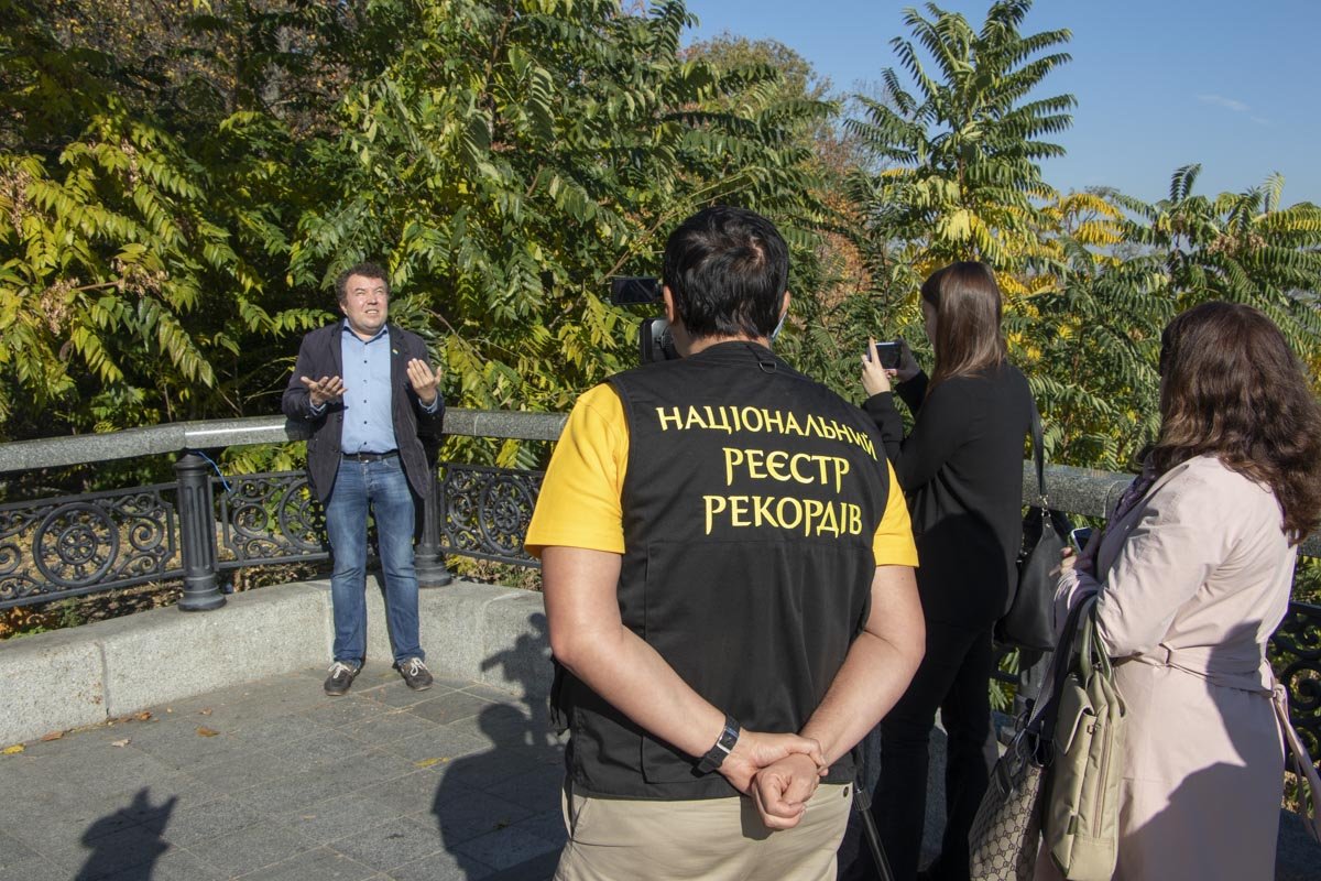 Рекордсмен рассказал, что открыл в себе такой необычный «дар» в 2014 году, когда гулял по лесу