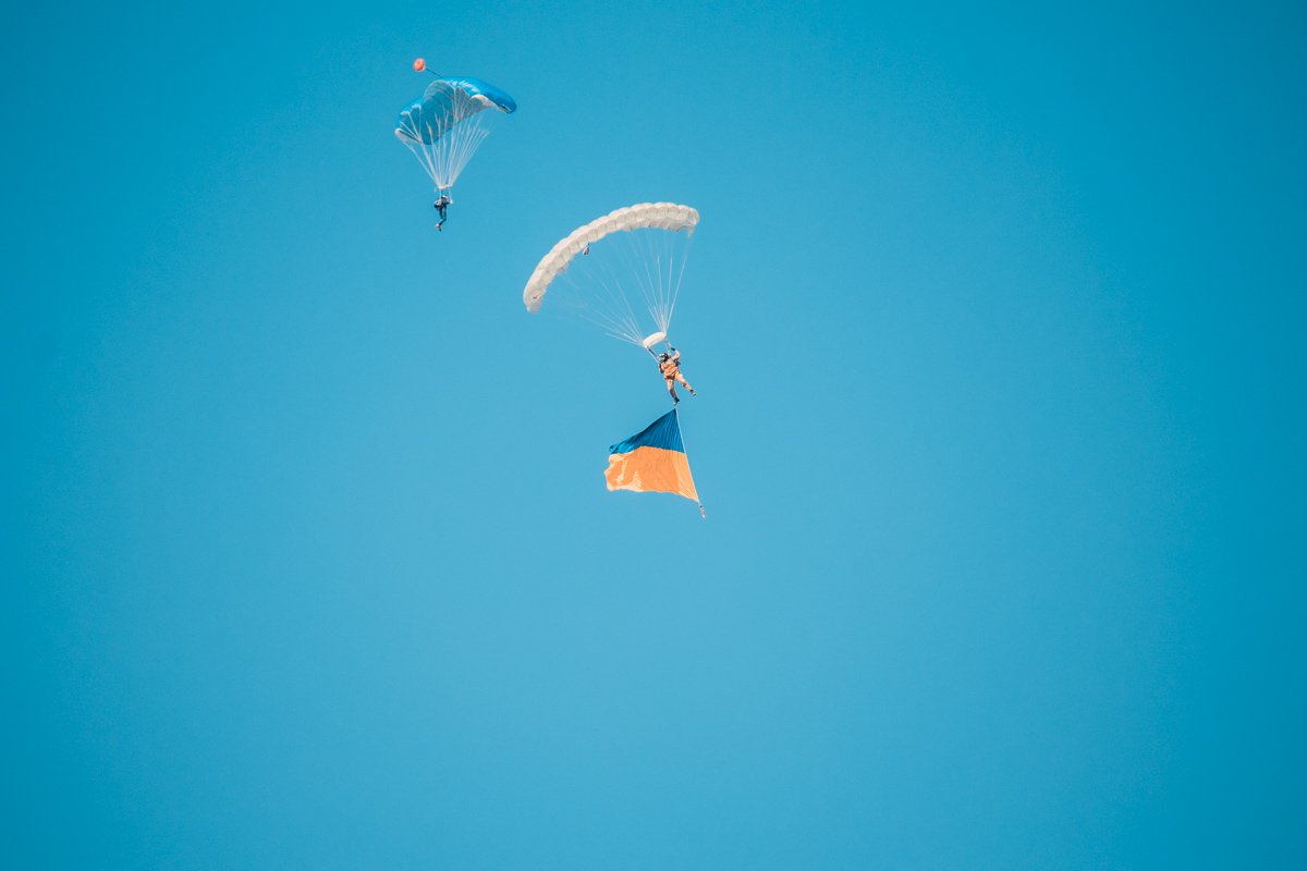 Военные летчики признаются, что считают Олега Константиновича Антонова «отцом отечественной военно-транспортной авиации» Военные летчики признаются, что считают Олега Константиновича Антонова «отцом отечественной военно-транспортной авиации»