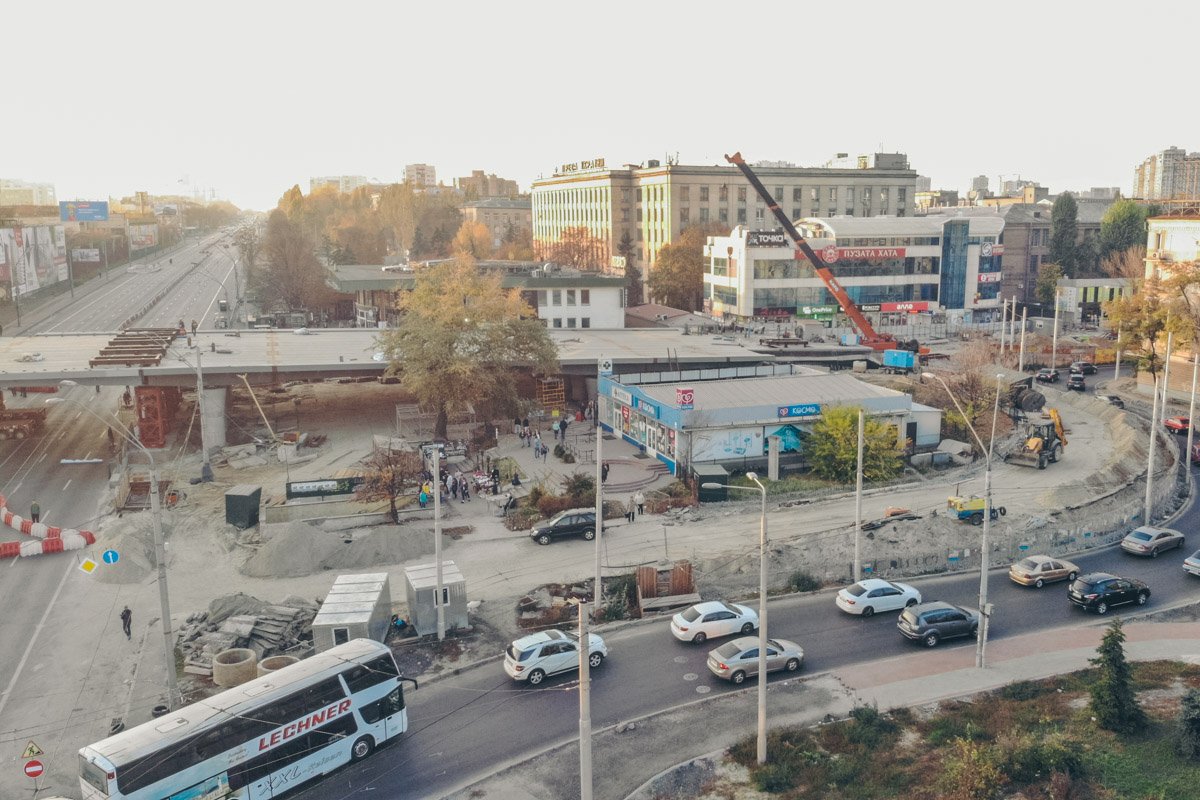 На данный момент голландские специалисты соединяют третий прогон с уже установленными На данный момент голландские специалисты соединяют третий прогон с уже установленными