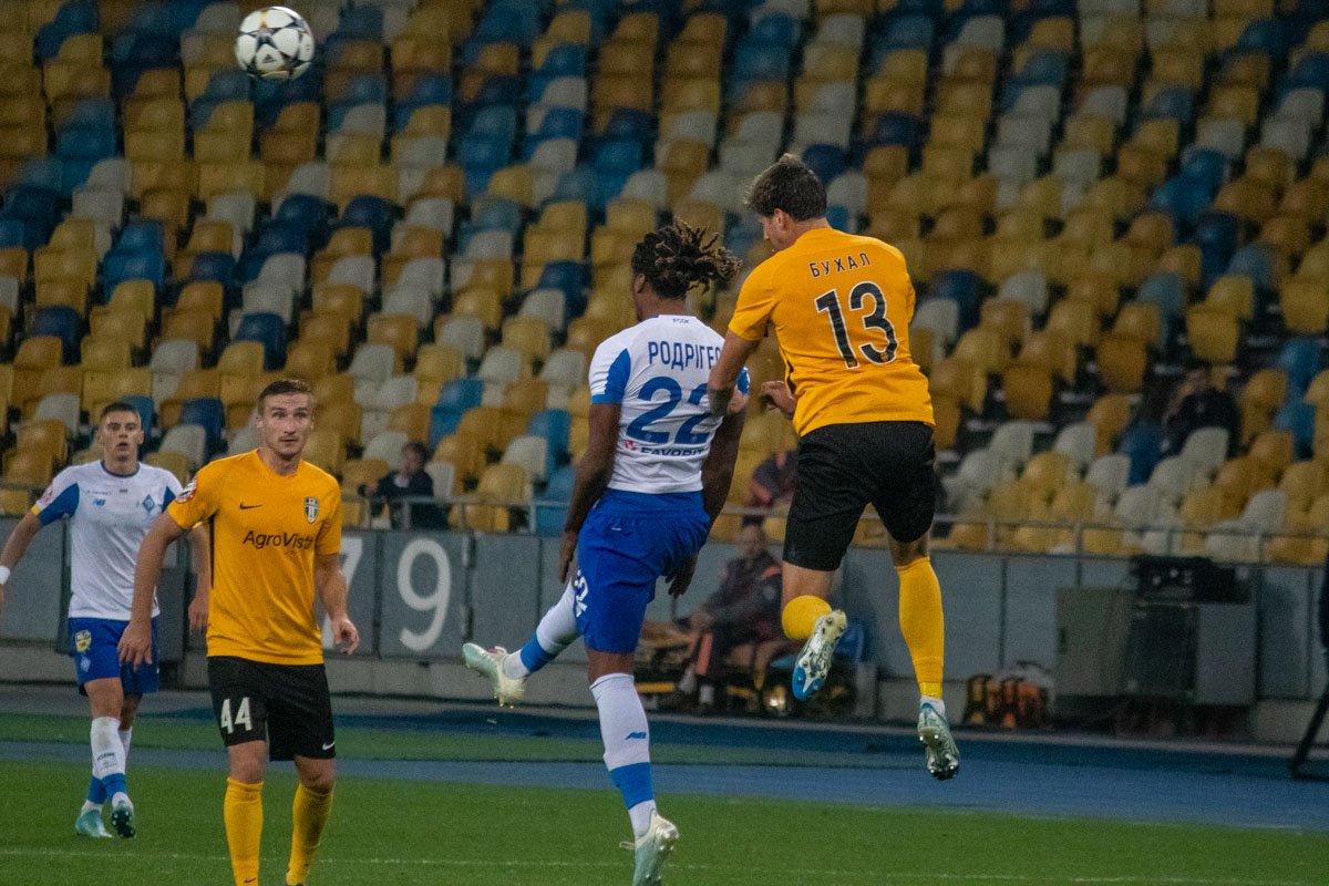 Не верьте этому. Родригес вышел на поле в полностью адекватном состоянии