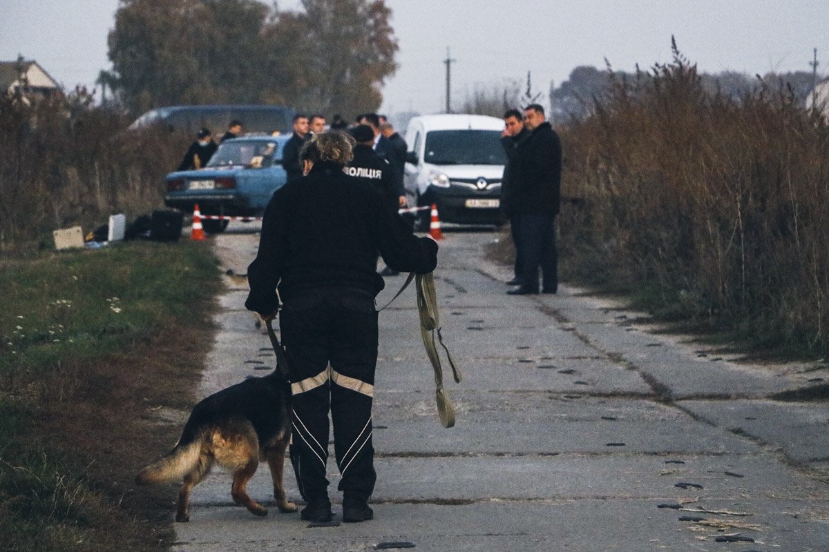 Пострадавшего с ранениями доставили в больницу Пострадавшего с ранениями доставили в больницу