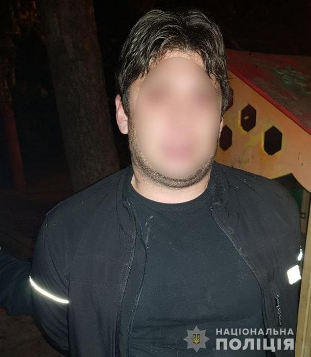 35-летнего грузина задержали на вокзале при попытке сбежать