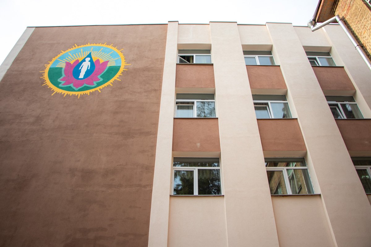 Предварительно, она выпрыгнула сама 