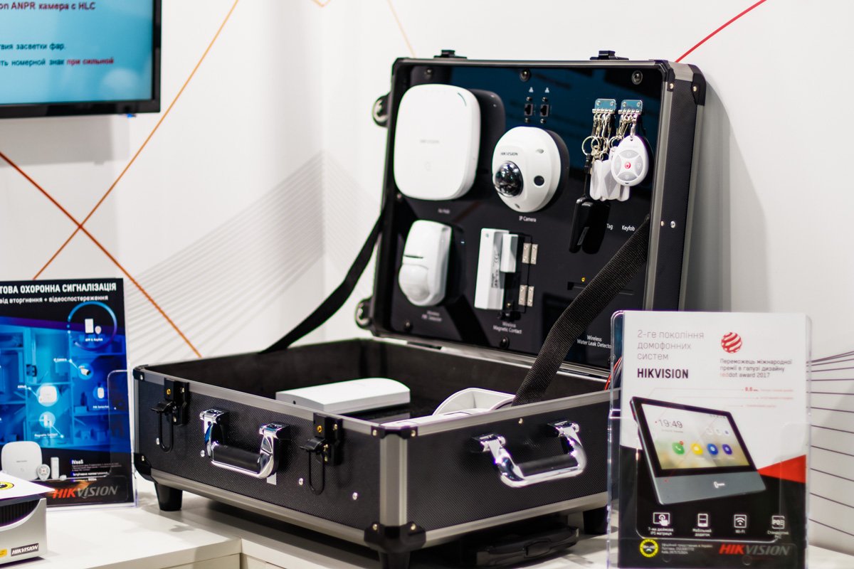 ЯВІР-2000 предоставляет полный объем вашей защиты ЯВІР-2000 предоставляет полный объем вашей защиты