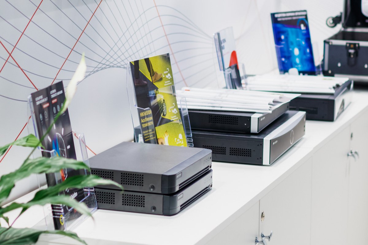 Сегодня безопасность страны в руках не только правоохранительных органов Сегодня безопасность страны в руках не только правоохранительных органов