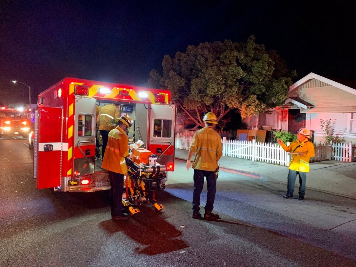 В результате стрельбы погибли три человека В результате стрельбы погибли три человека