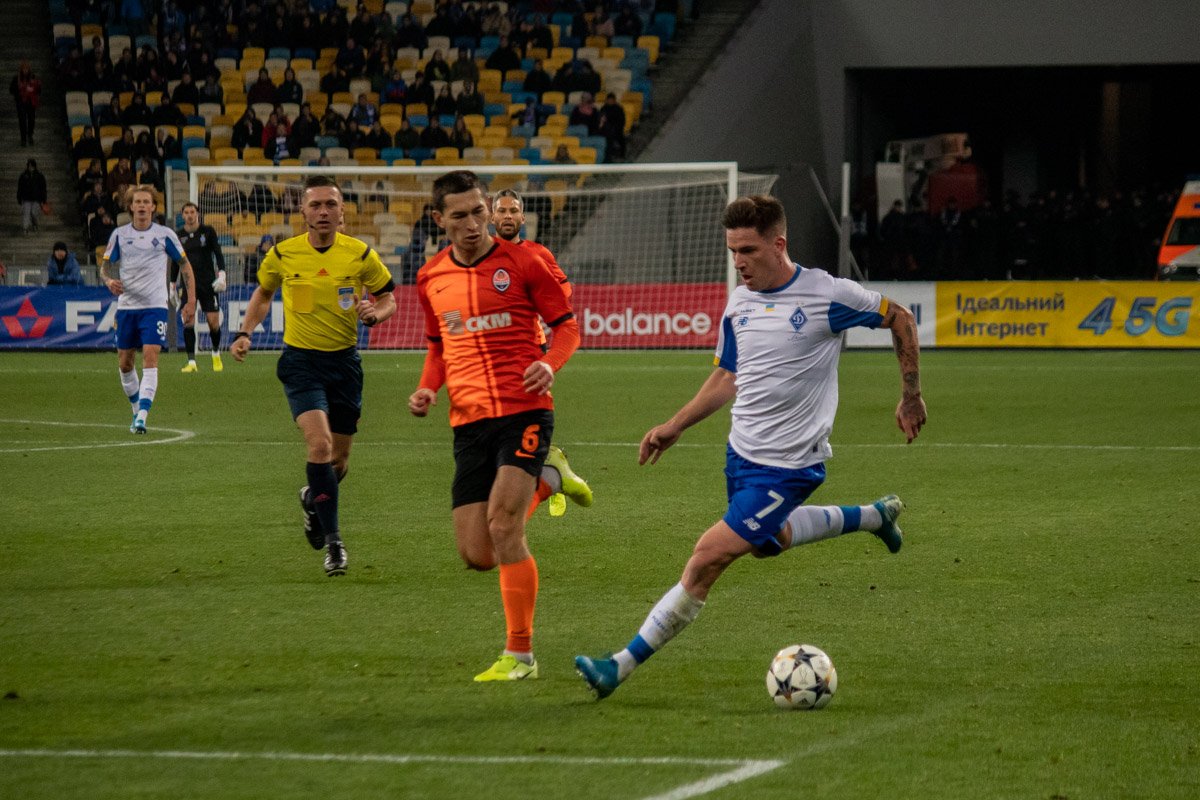 Именно на Вербиче Степаненко получил обе свои карточки, которые превратились в удаление Именно на Вербиче Степаненко получил обе свои карточки, которые превратились в удаление