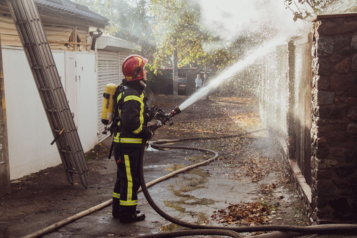 Был подан ствол, чтобы предотвратить распространение огня
