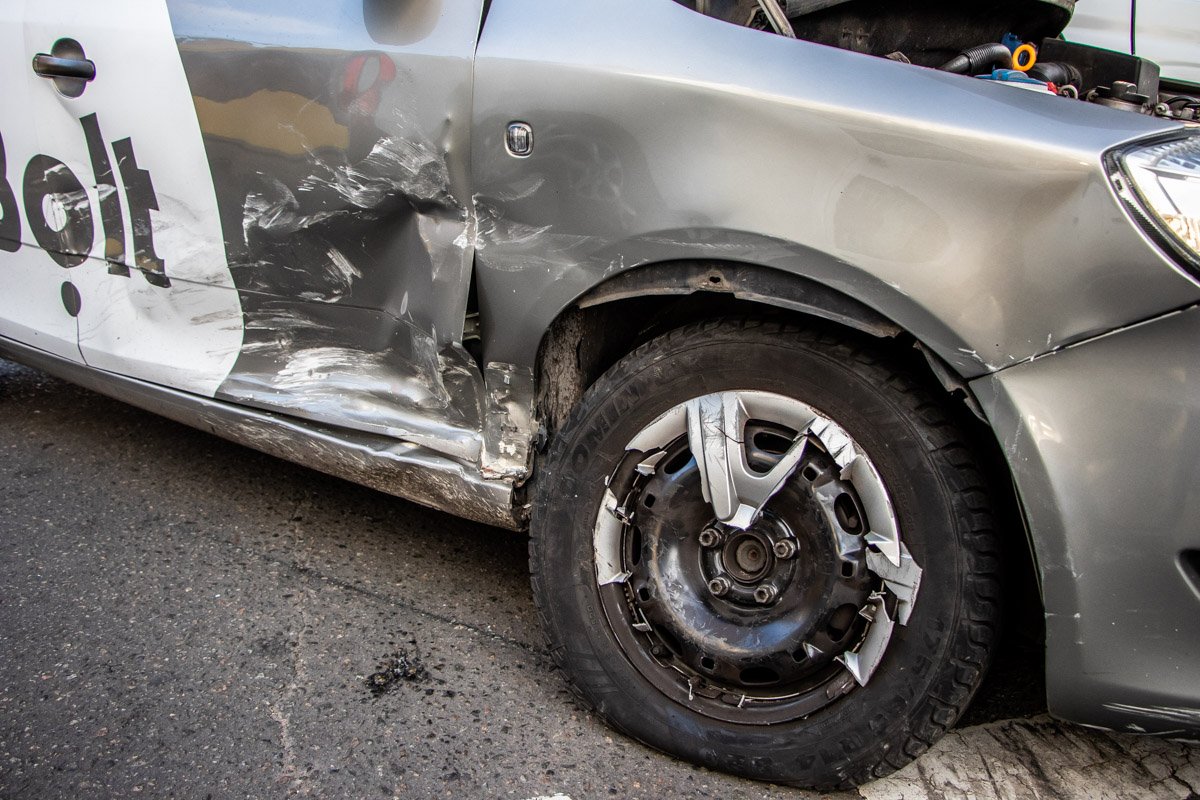 К счастью, в результате ДТП никто не пострадал К счастью, в результате ДТП никто не пострадал