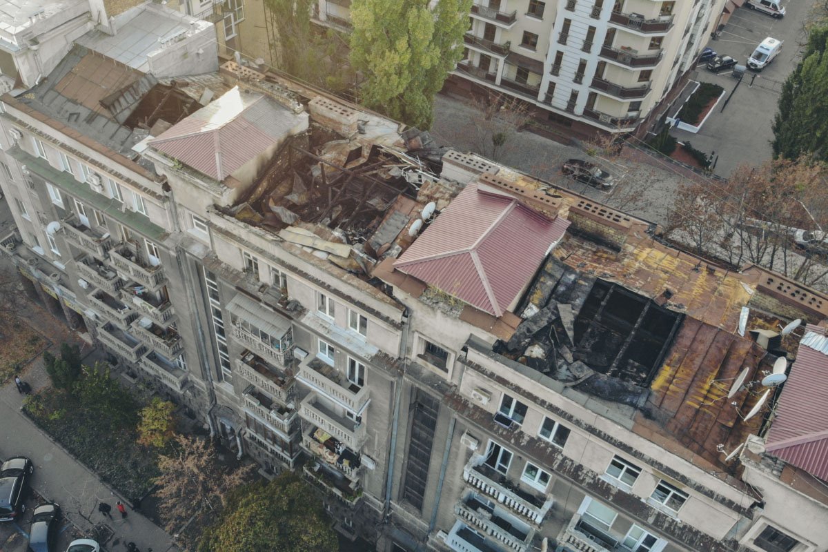 В ночь на 1 ноября по адресу улица Пирогова, 2 бушевал масштабный пожар