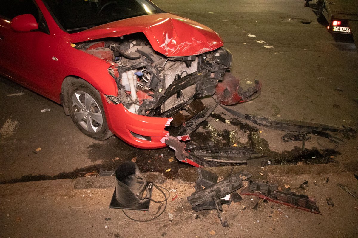 А Mercedes, в свою очередь, занесло в Hyundai