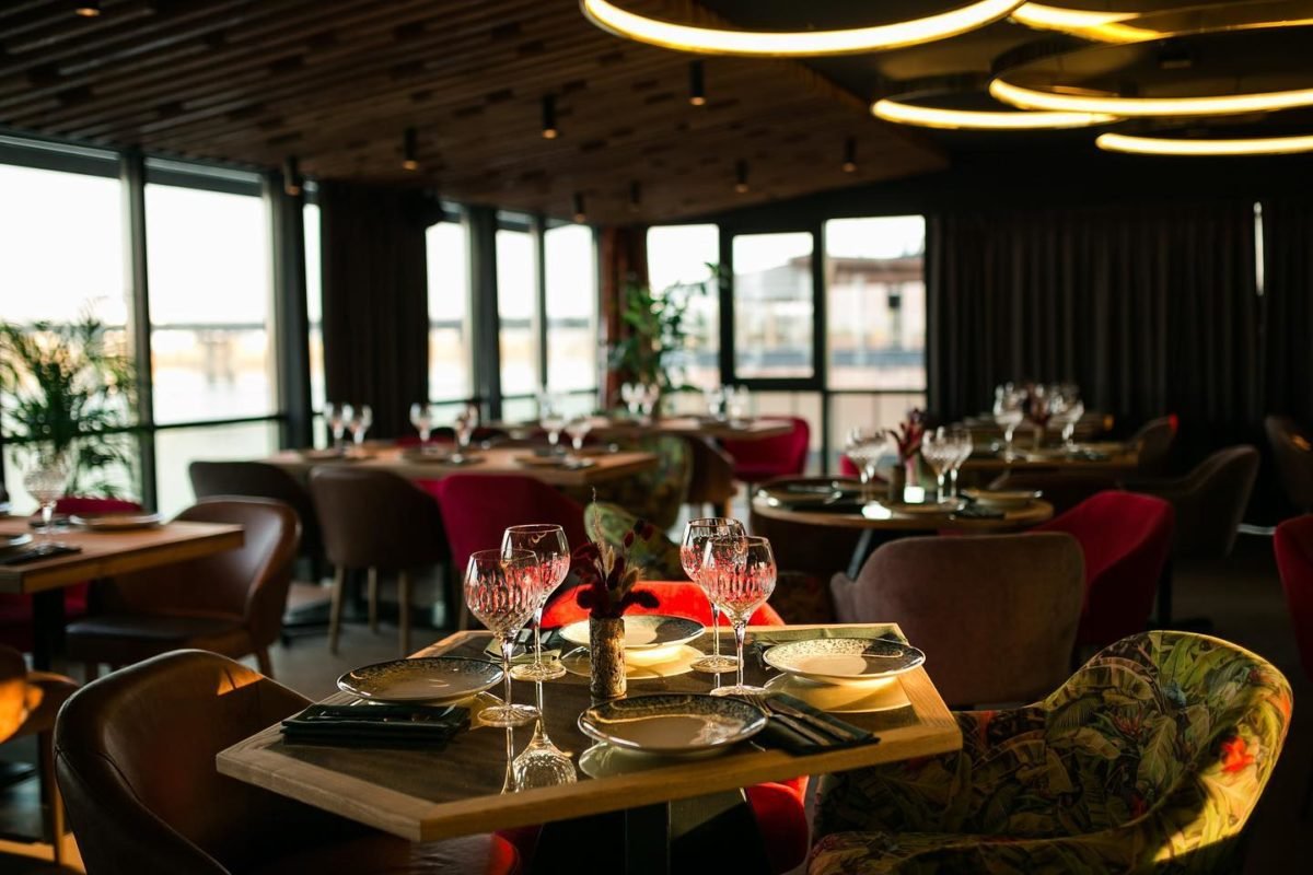 Ресторан предлагает попробовать блюда европейской кухни