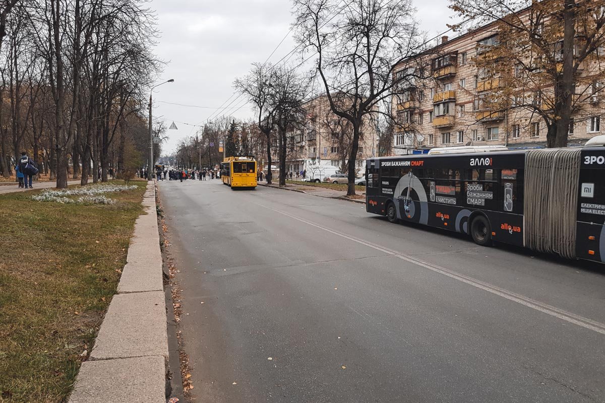 Акция завершилась в 16:00, тогда же возобновилось движение транспорта Акция завершилась в 16:00, тогда же возобновилось движение транспорта